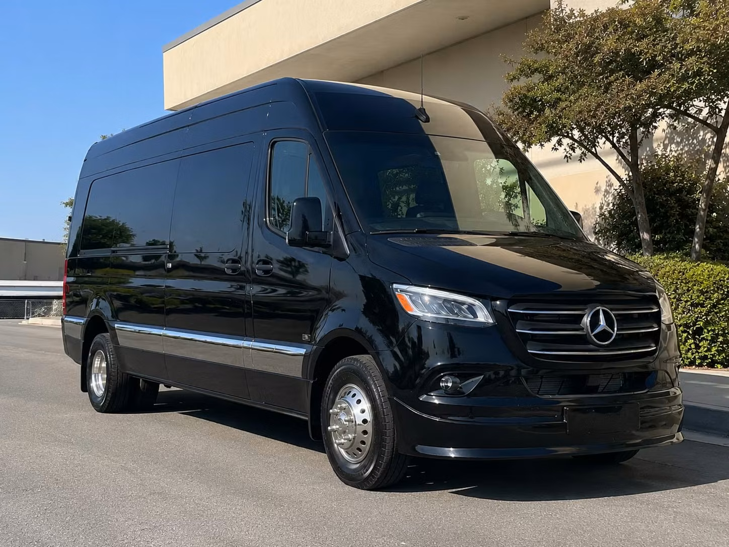 bus rentals for norwalk proms homecomings
